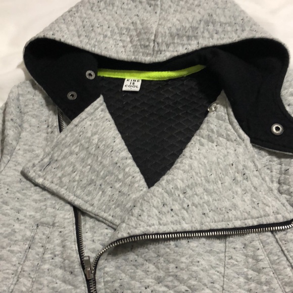 Cute Sweater - Picture 5 of 6